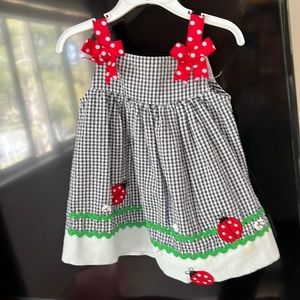 Cute dress with red bows